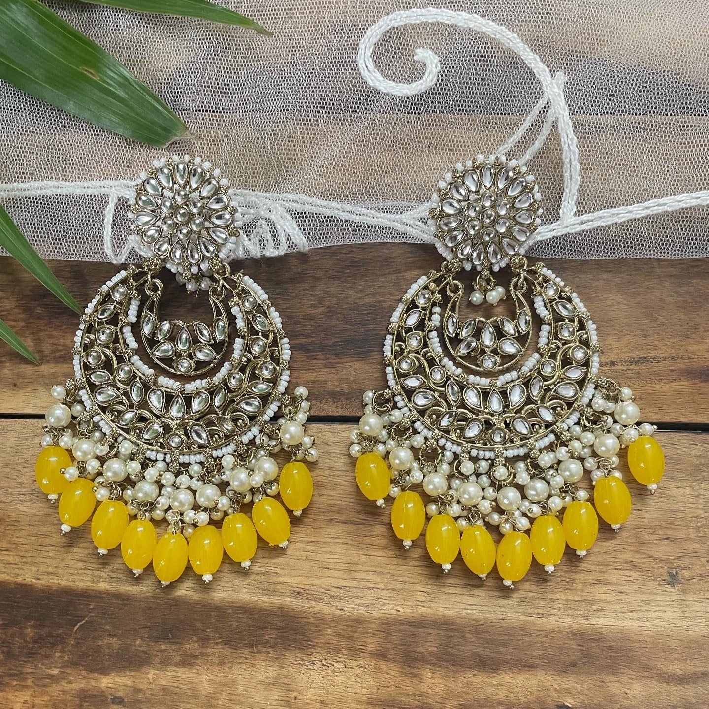 3 Carat Yellow Diamond Stud Earrings 14K Yellow Gold 000047