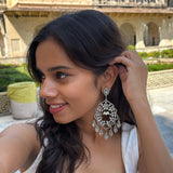 Nazrana Earrings (Golden)